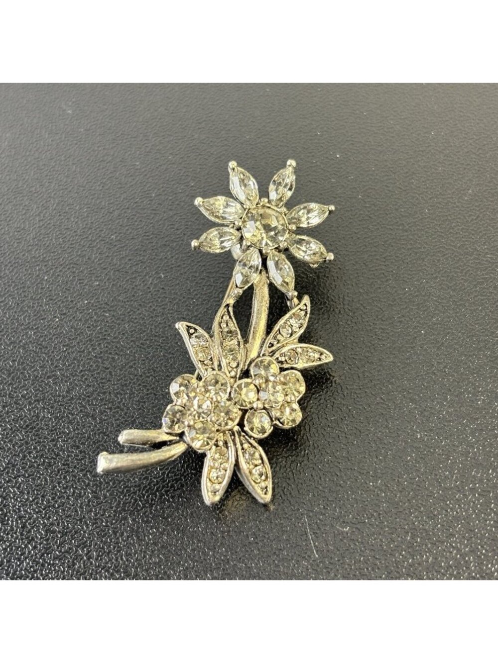 Vintage Floral Flower Brooch Pin Trembler Flower Head Clear Rhinestones 1 3/4"